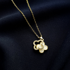 2li Beyaz Taşlı Ayrılan Yonca Kolye