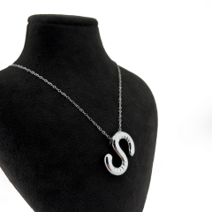 Gümüş Renk Balon S Harf Kolye