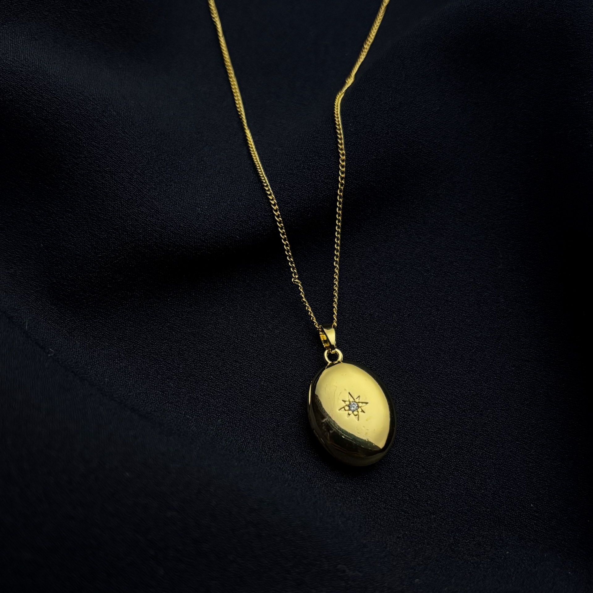 Gold-Taşlı Resim Konulabilen Kolye