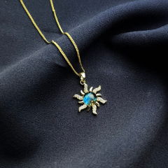 Gold-Taşlı Güneş Kolye