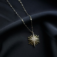 Gold-Taşlı Kuzey Yıldızı Kolye