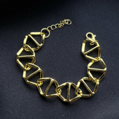 Gold-Üçgen Tasarım Kalın Bileklik