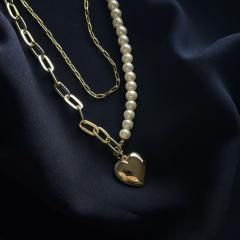 Gold-İncili Zincir Tasarım Kalp Kolye