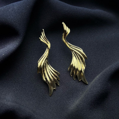 Gold-Sarmaşık Uzun Küpe