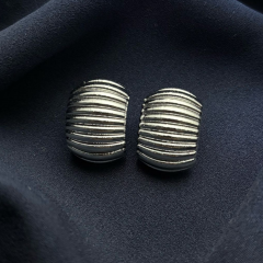 Gümüş-Çizgili Küpe