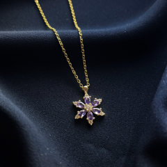 Gold Çelik Mor Lotus Çiçek Kolye