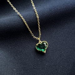 Gold-Yeşil Kalp Kolye
