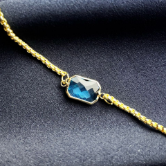 Gold-Yeşil Yakut Taşlı Bileklik