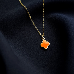 Gold-Minimal Turuncu Cleff Yonca Kolye
