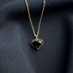 Gold-Siyah Kalp Kolye