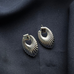 Gümüş-Tasarım Küpe