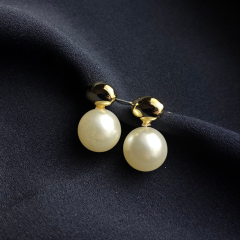 Gold-İncili Top Küpe