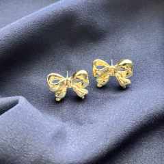 Gold Fiyonk Küpe