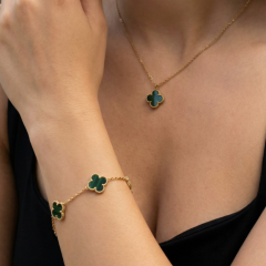 Gold – Zümrüt Yeşil Yonca 2’li (Kolye & Bileklik) Takı Seti