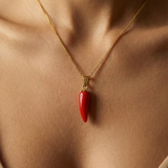 Kırmızı Biber Figürlü Kolye